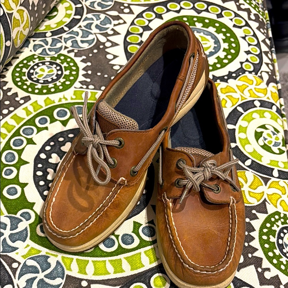 Sperry Topsiders size 7.5M